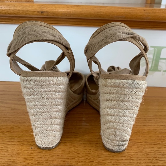 EXPRESS tie up sandals - Picture 3 of 4